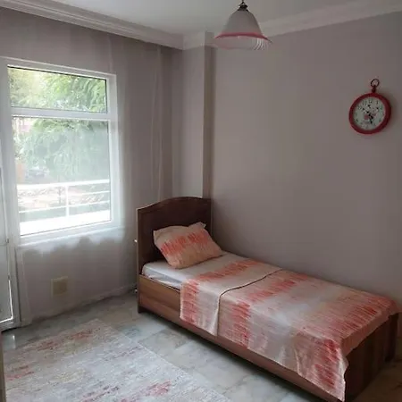 Первая Линия Аланья, Махмутлар Appartement *